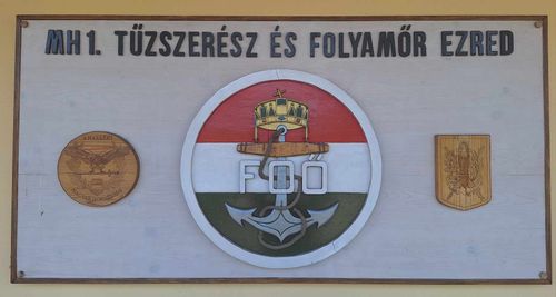Kadétok az MH 1. Tűzszerész és Folyamőr Ezred nyílt napján